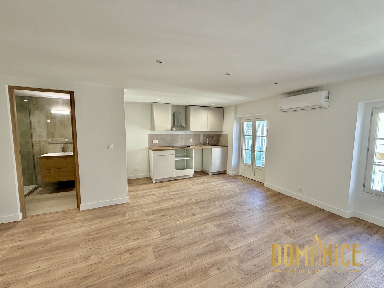 Property photo in Carre d'Argent