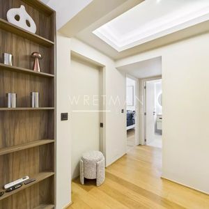 Property in Carre d'Or