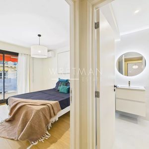 Property in Carre d'Or