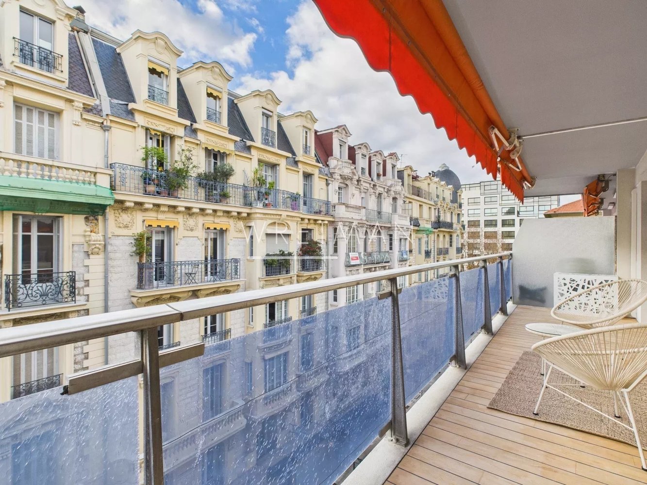 Property photo in Carre d'Or