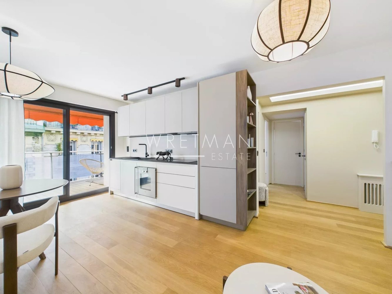 Property photo in Carre d'Or