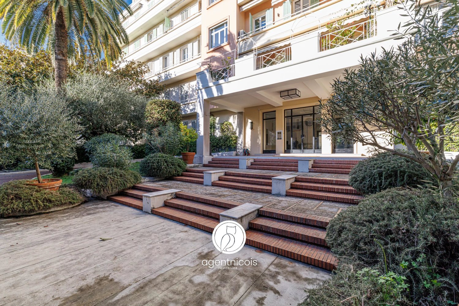 Property photo in Carre d'Or