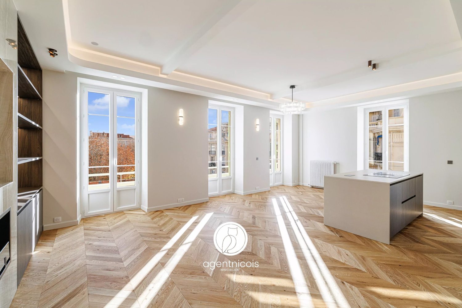 Property photo in Carre d'Or