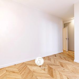 Property in Carre d'Or