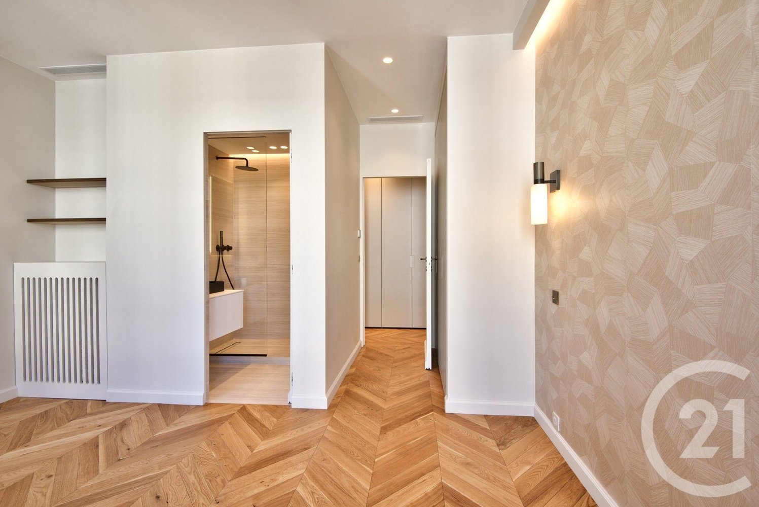 Property photo in Carre d'Or