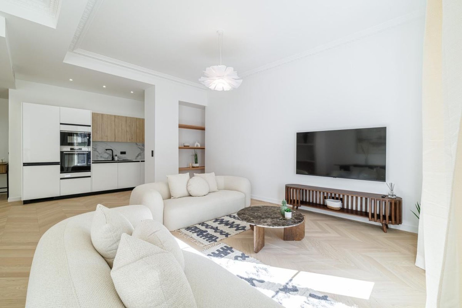 Property photo in Carre d'Or