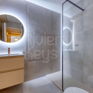 Property in Carre d'Or