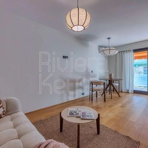 Property in Carre d'Or