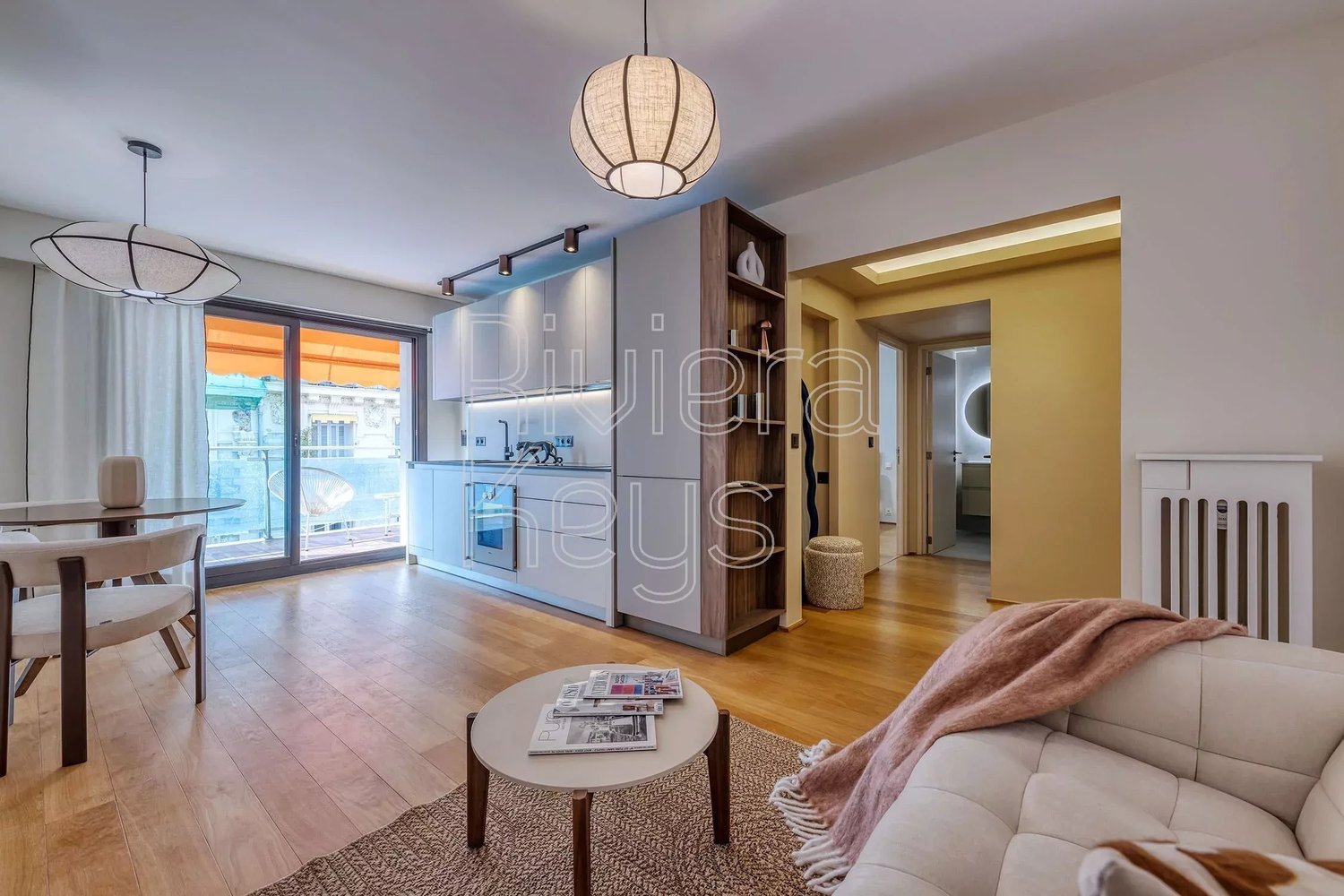 Property photo in Carre d'Or