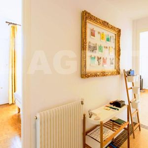 Property in Carre d'Or