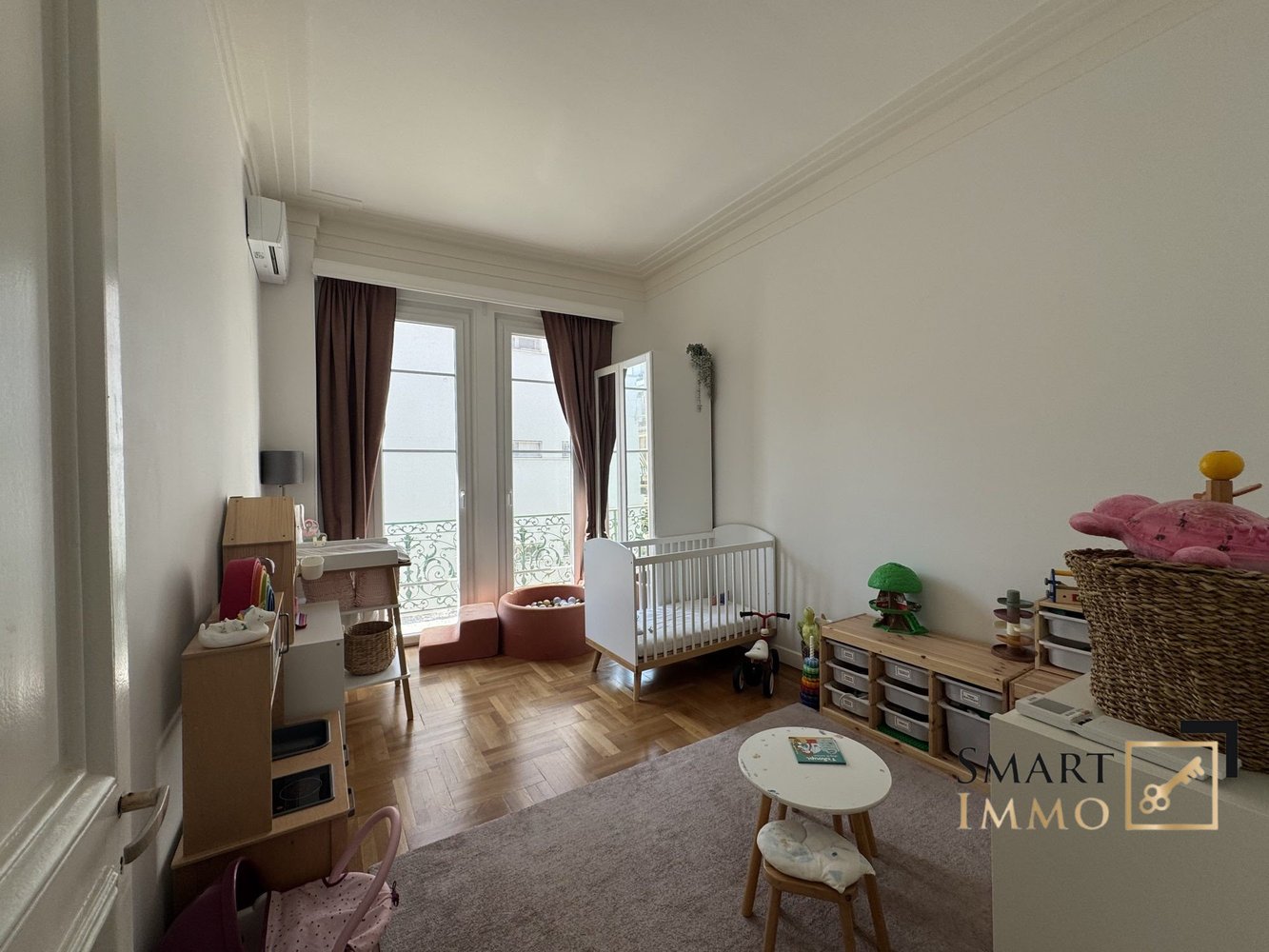 Property photo in Carre d'Or