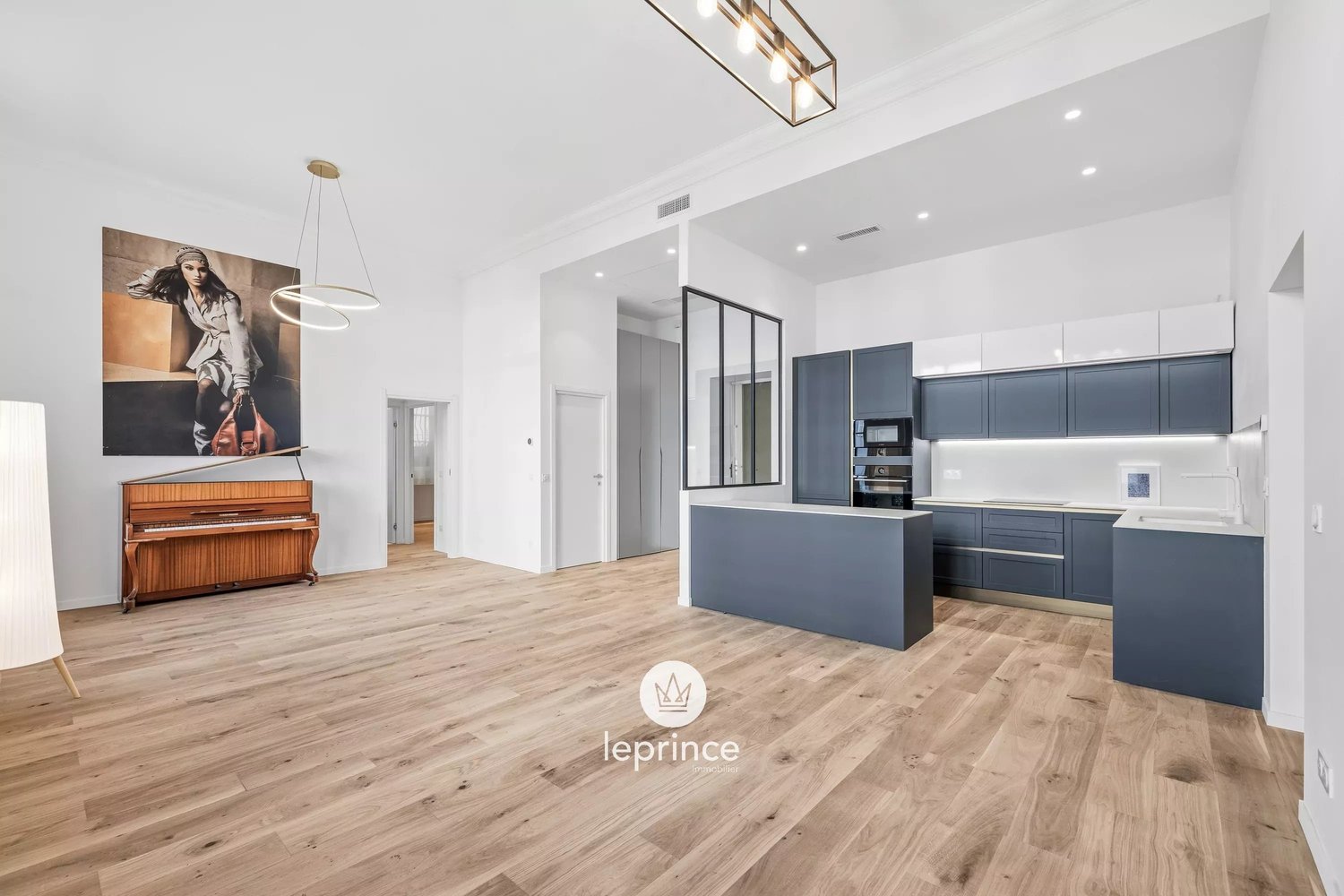 Property photo in Carre d'Or