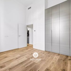 Property in Carre d'Or