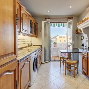 Property in Carre d'Or