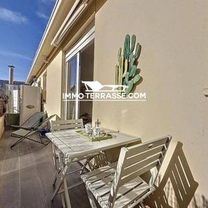 Property in Carre d'Or