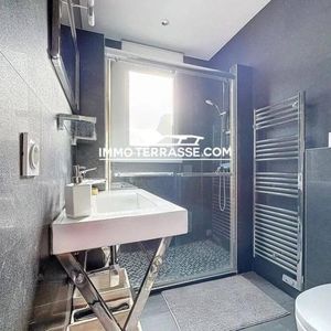 Property in Carre d'Or