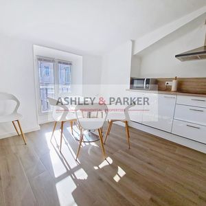 Property in Carre d'Or