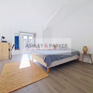 Property in Carre d'Or