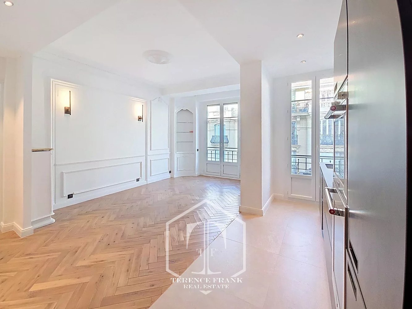 Property photo in Carre d'Or