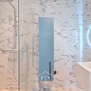 Property in Carre d'Or