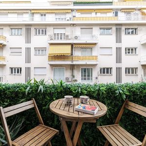 Property in Carre d'Or