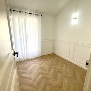 Property in Carre d'Or