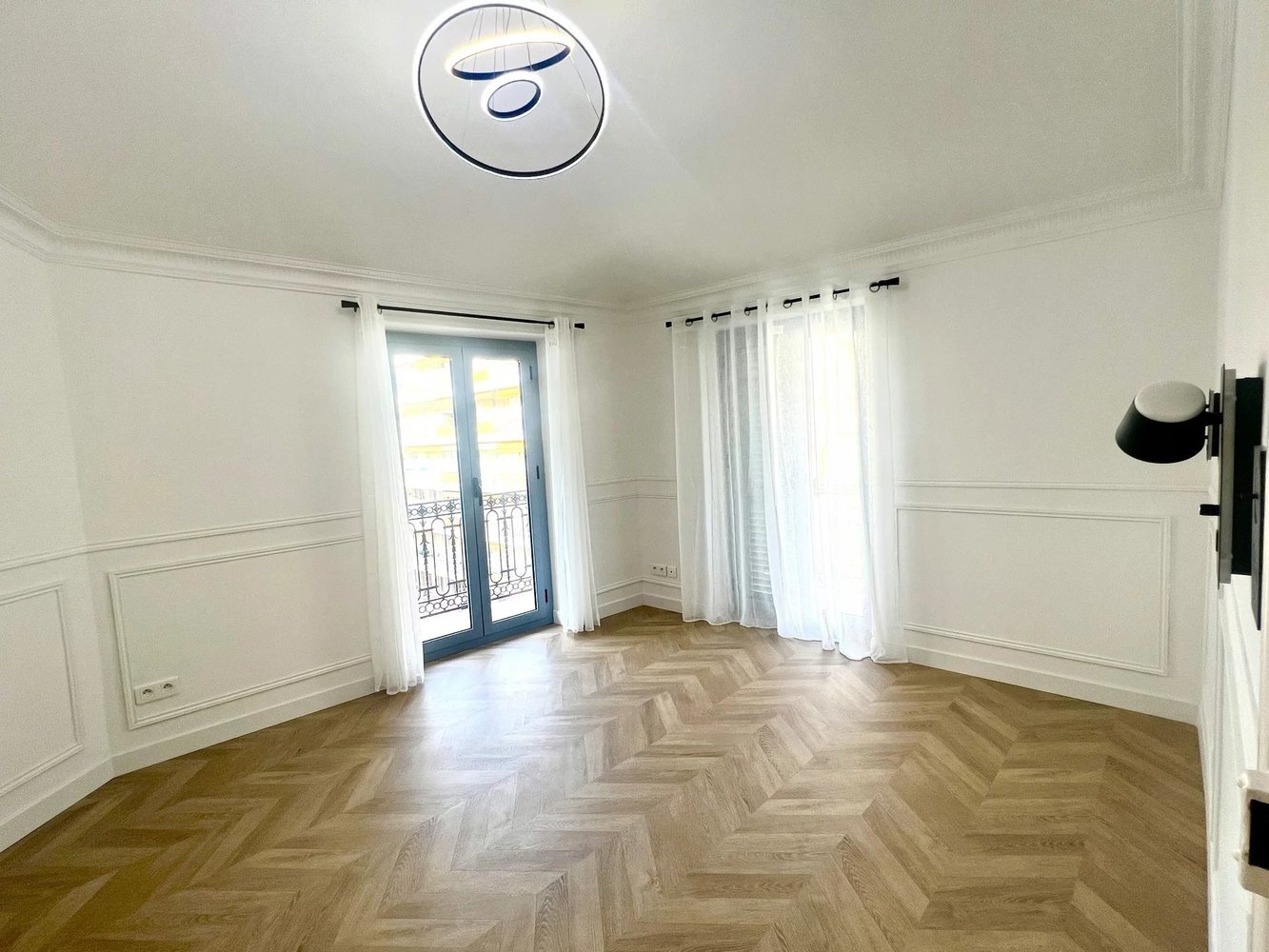 Property photo in Carre d'Or