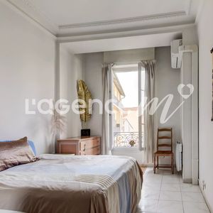 Property in Carre d'Or