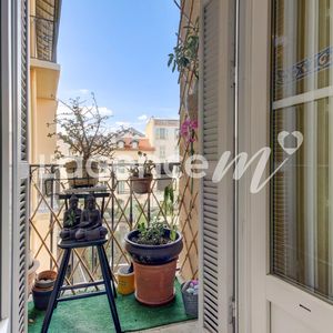 Property in Carre d'Or