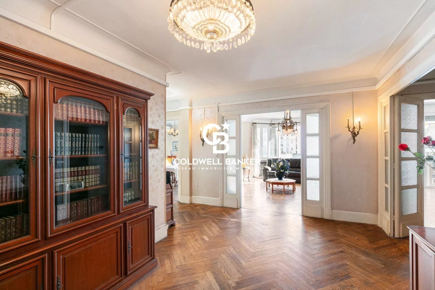 Property photo in Carre d'Or