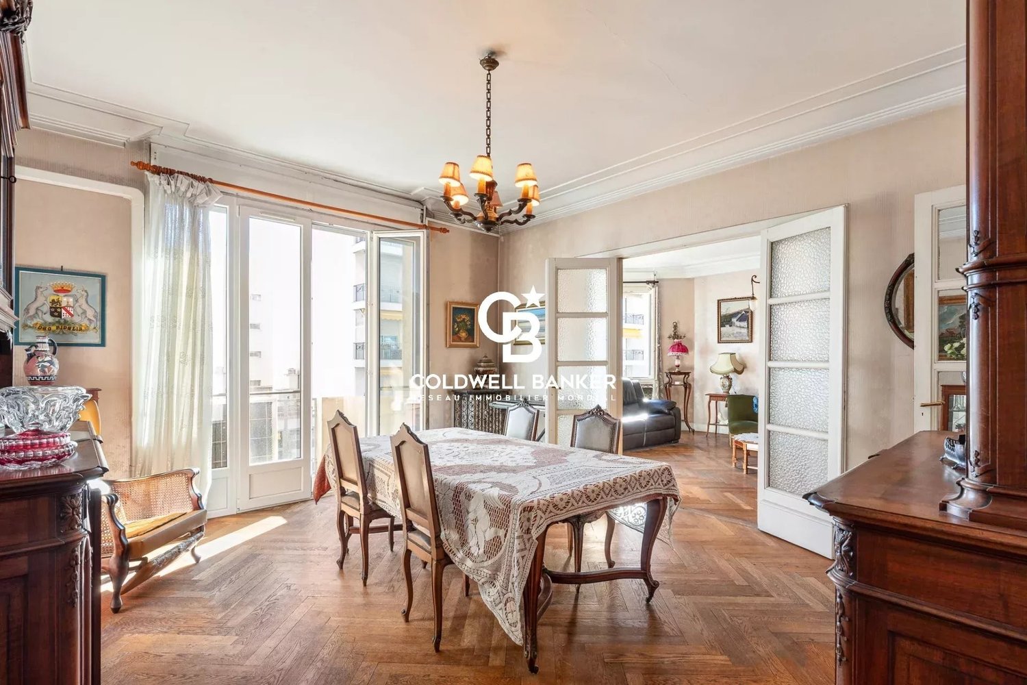 Property photo in Carre d'Or