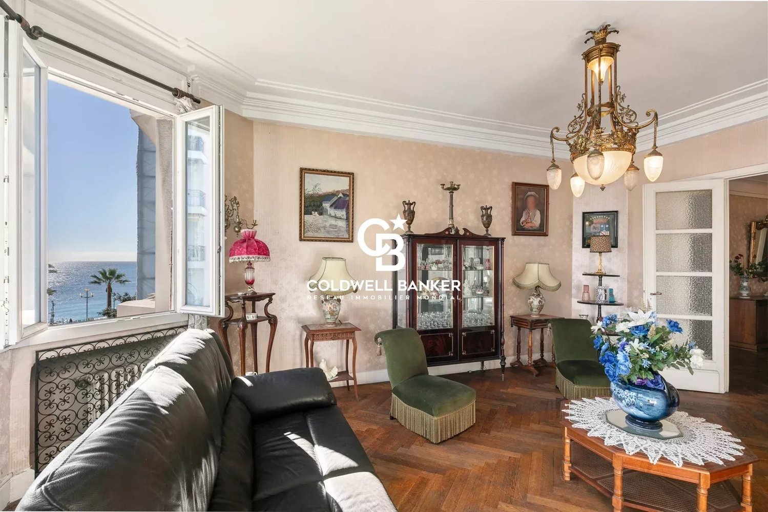 Property photo in Carre d'Or