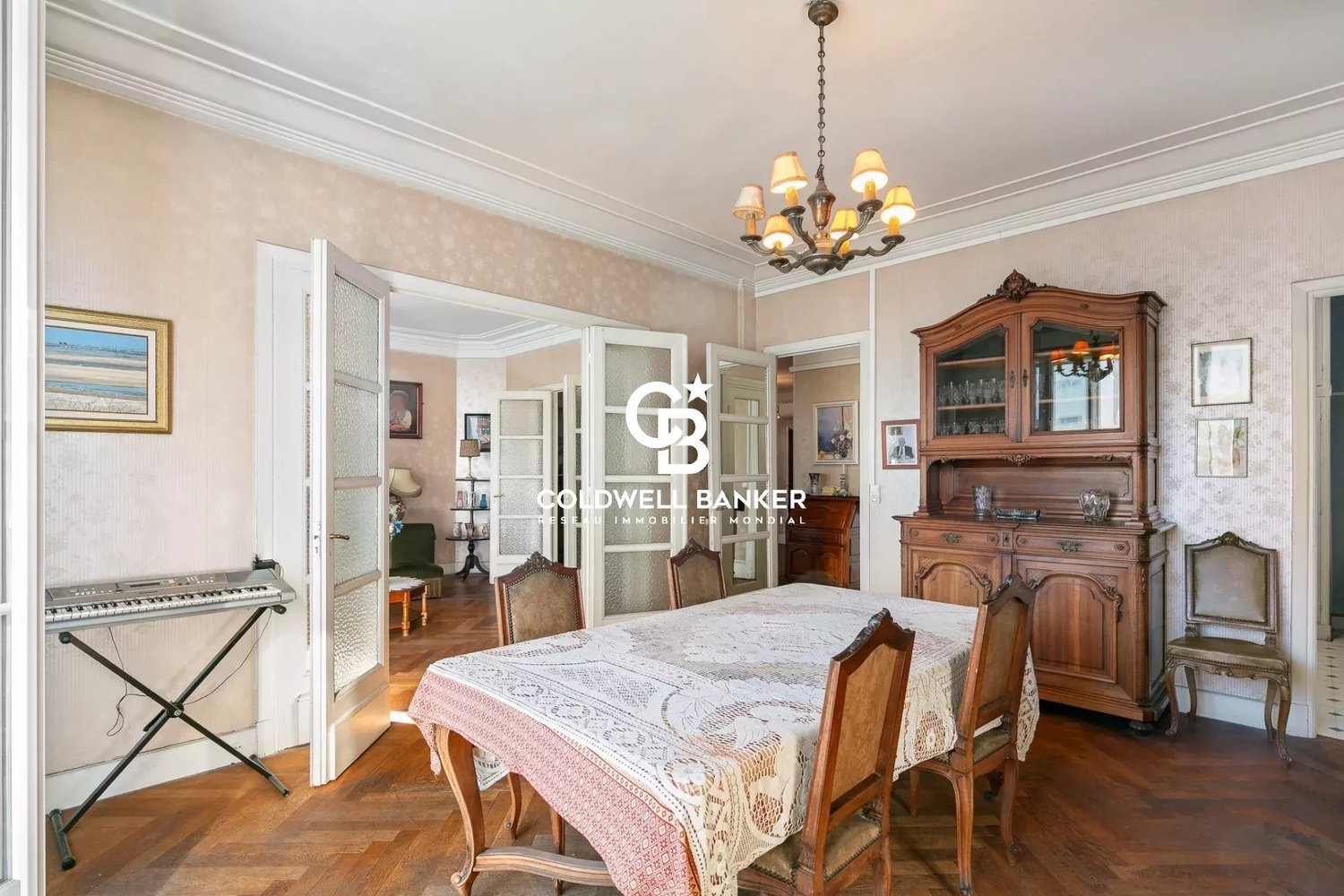 Property photo in Carre d'Or
