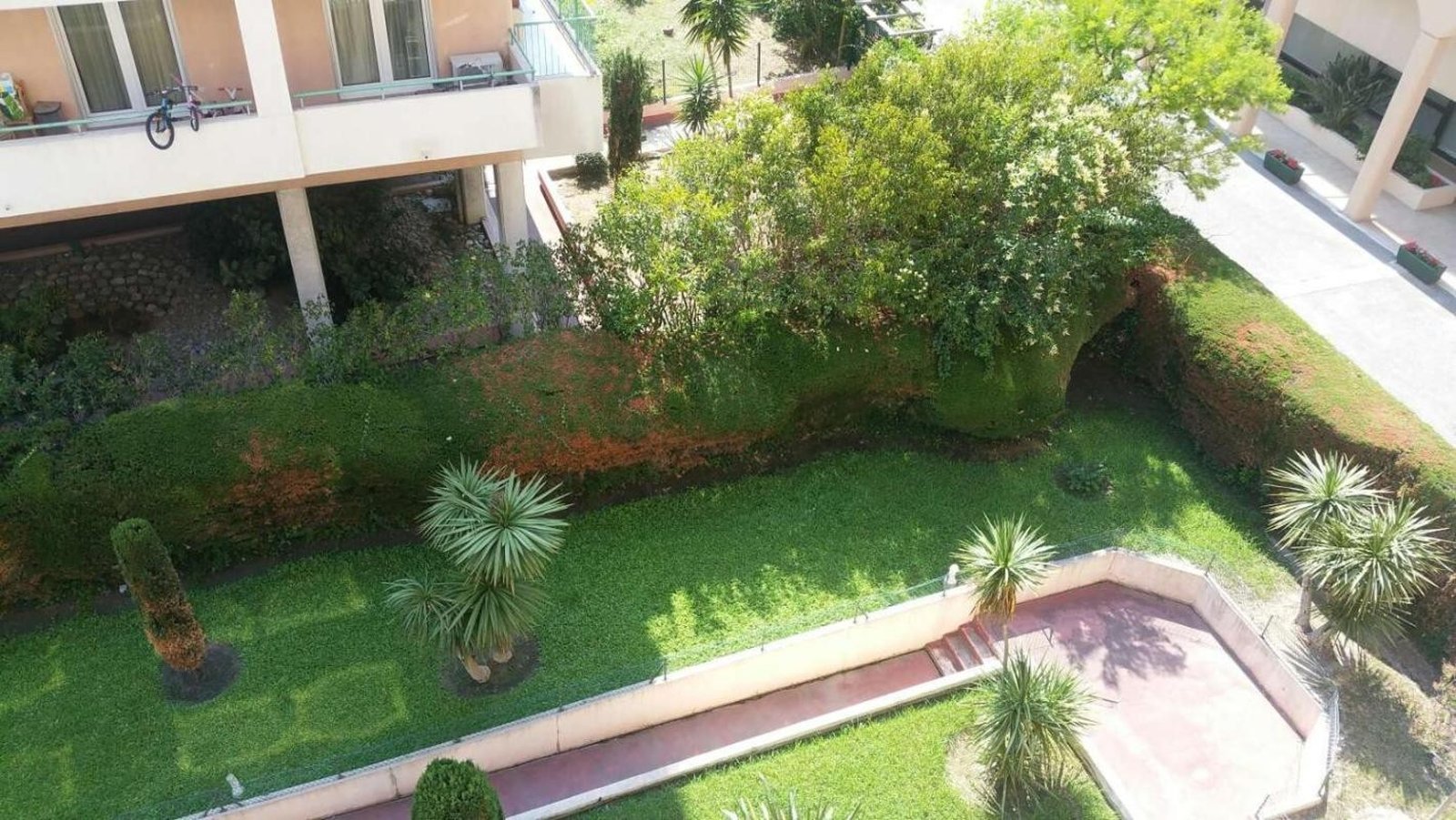 Property photo in Carre d'Or