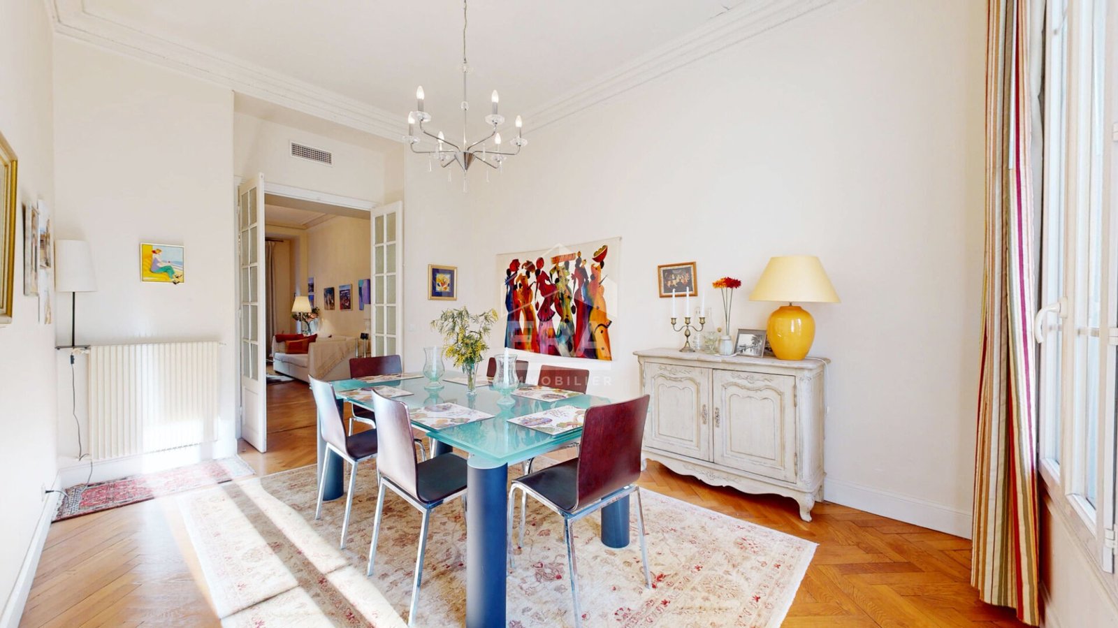 Property photo in Carre d'Or