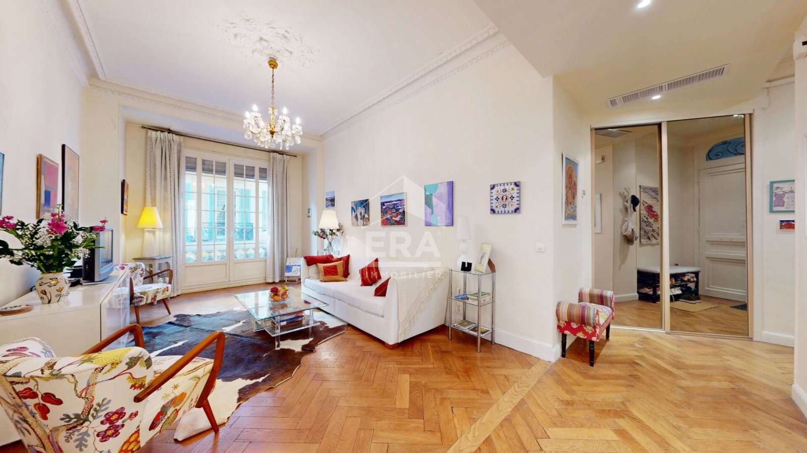 Property photo in Carre d'Or