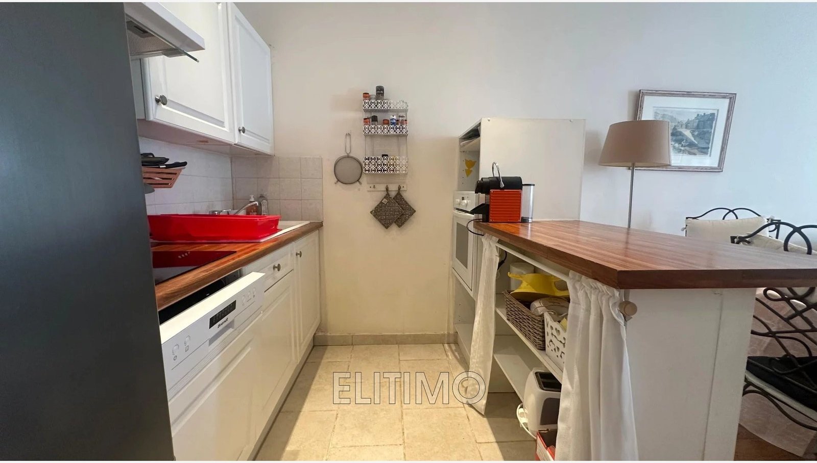 Property photo in Carre d'Or