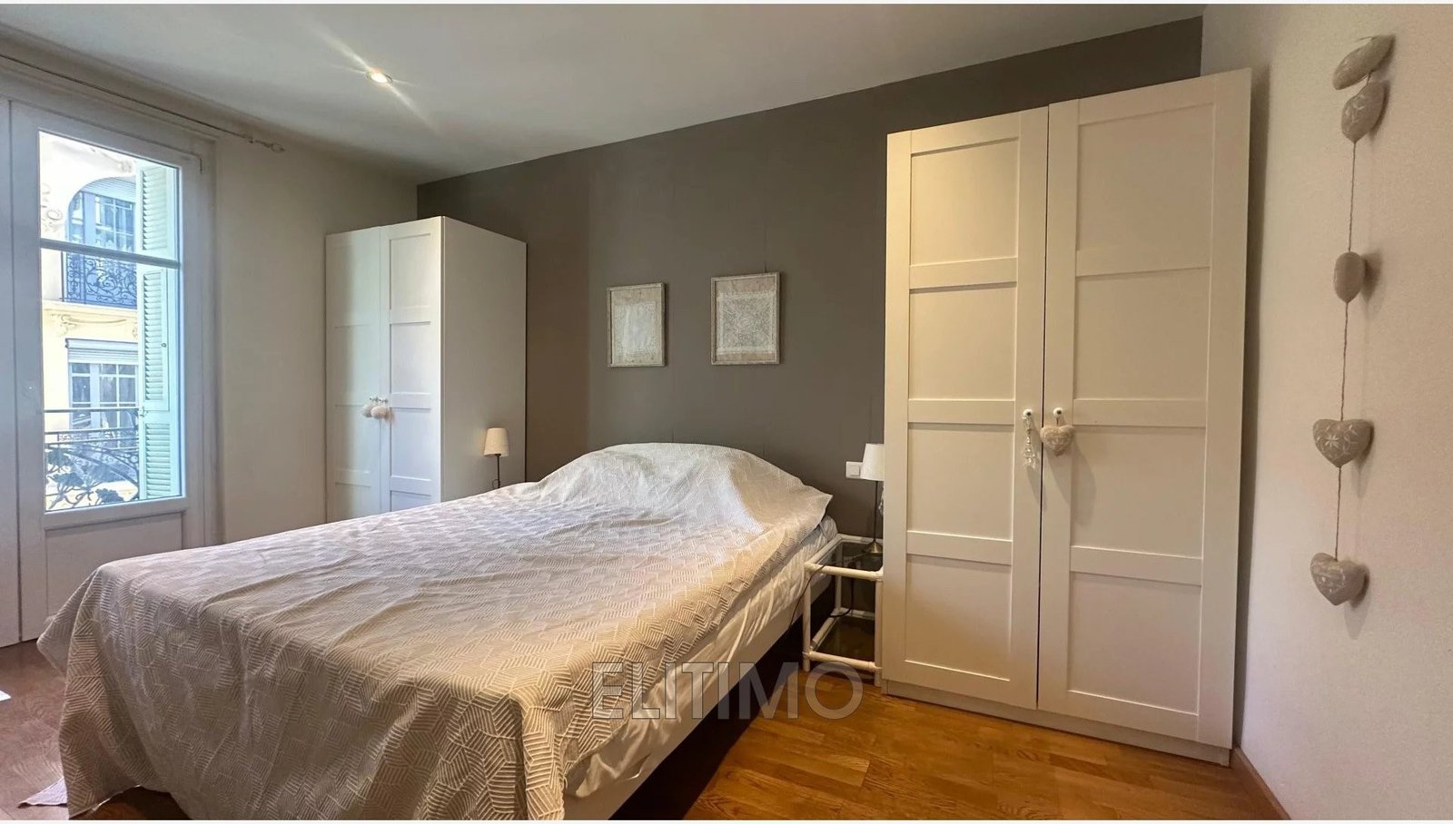 Property photo in Carre d'Or