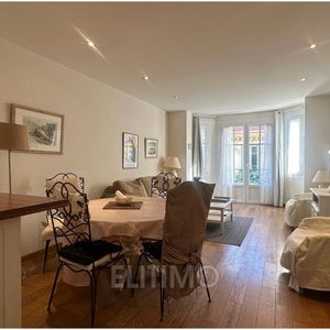 Property in Carre d'Or