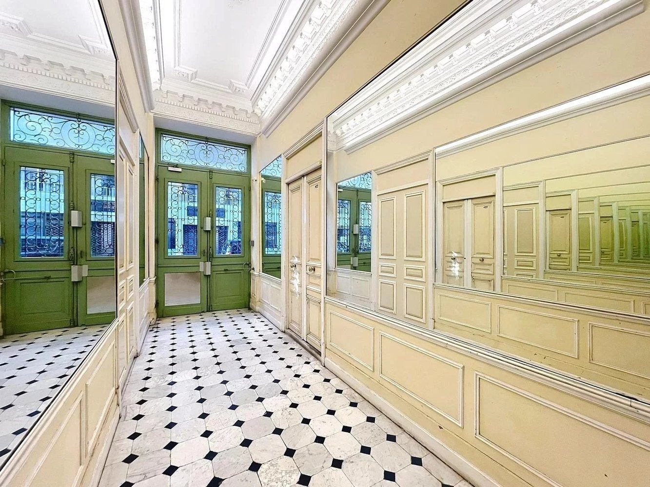 Property photo in Musicians Quarter