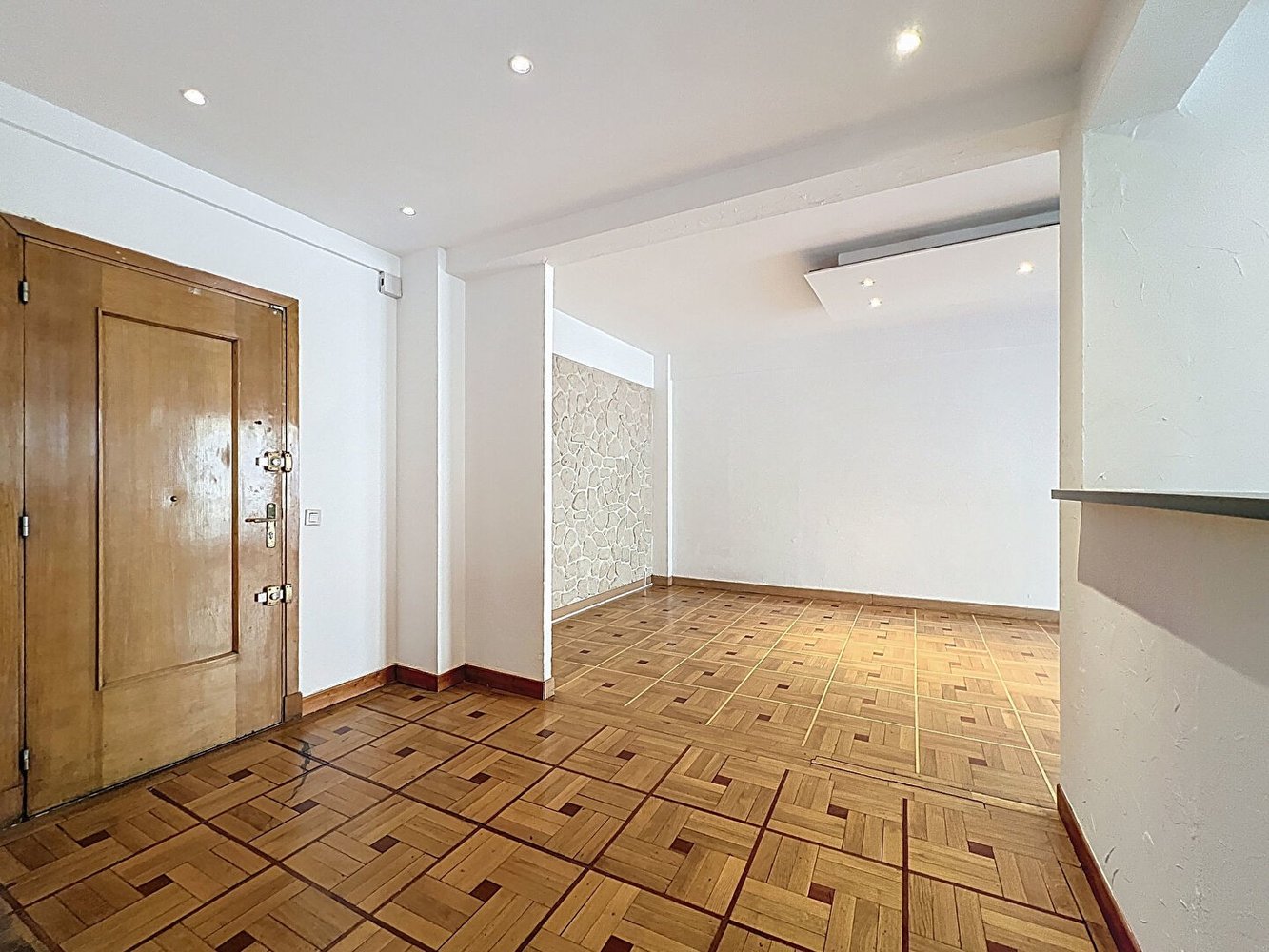 Property photo in Musicians Quarter