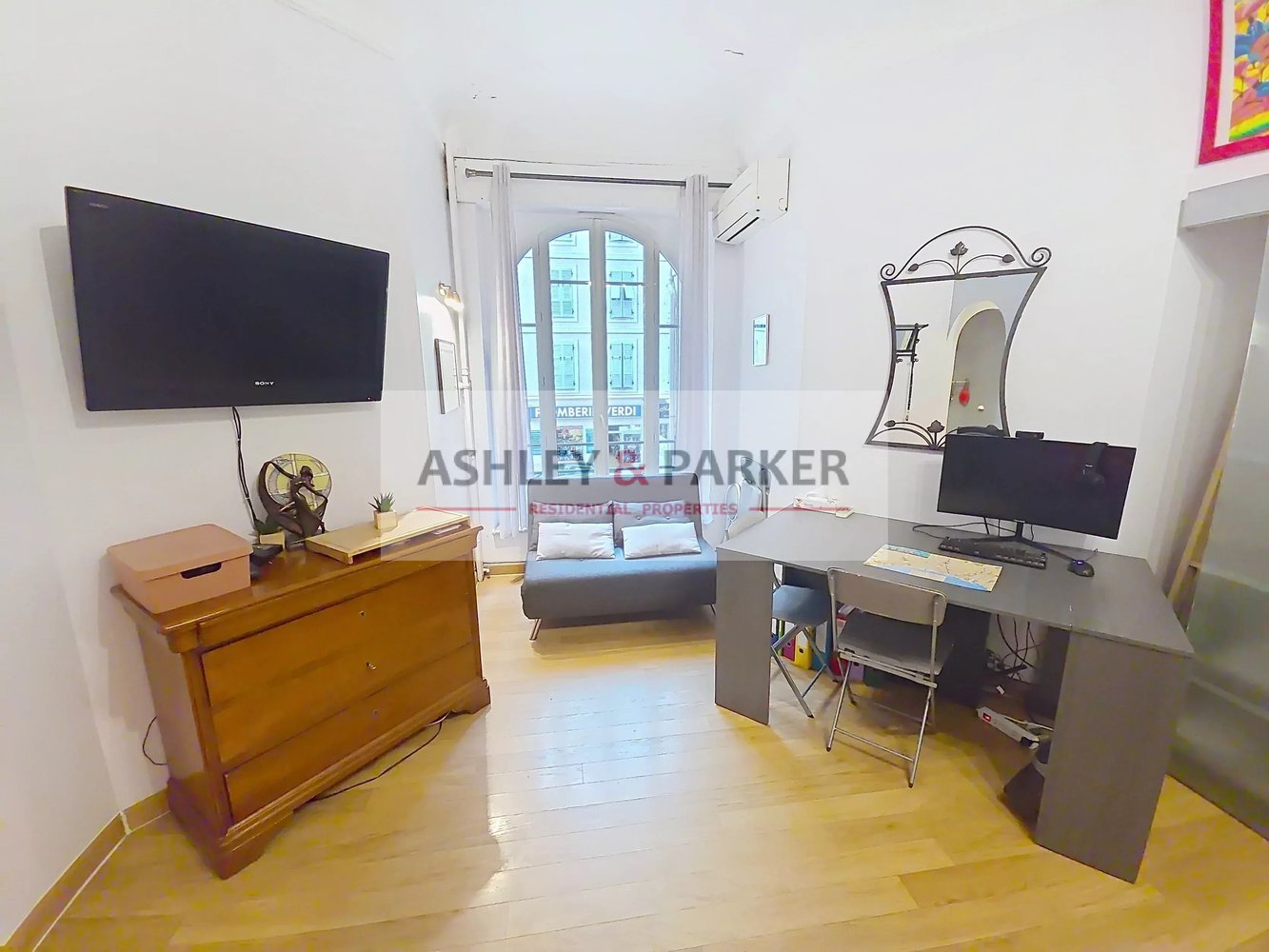 Property photo in Musicians Quarter