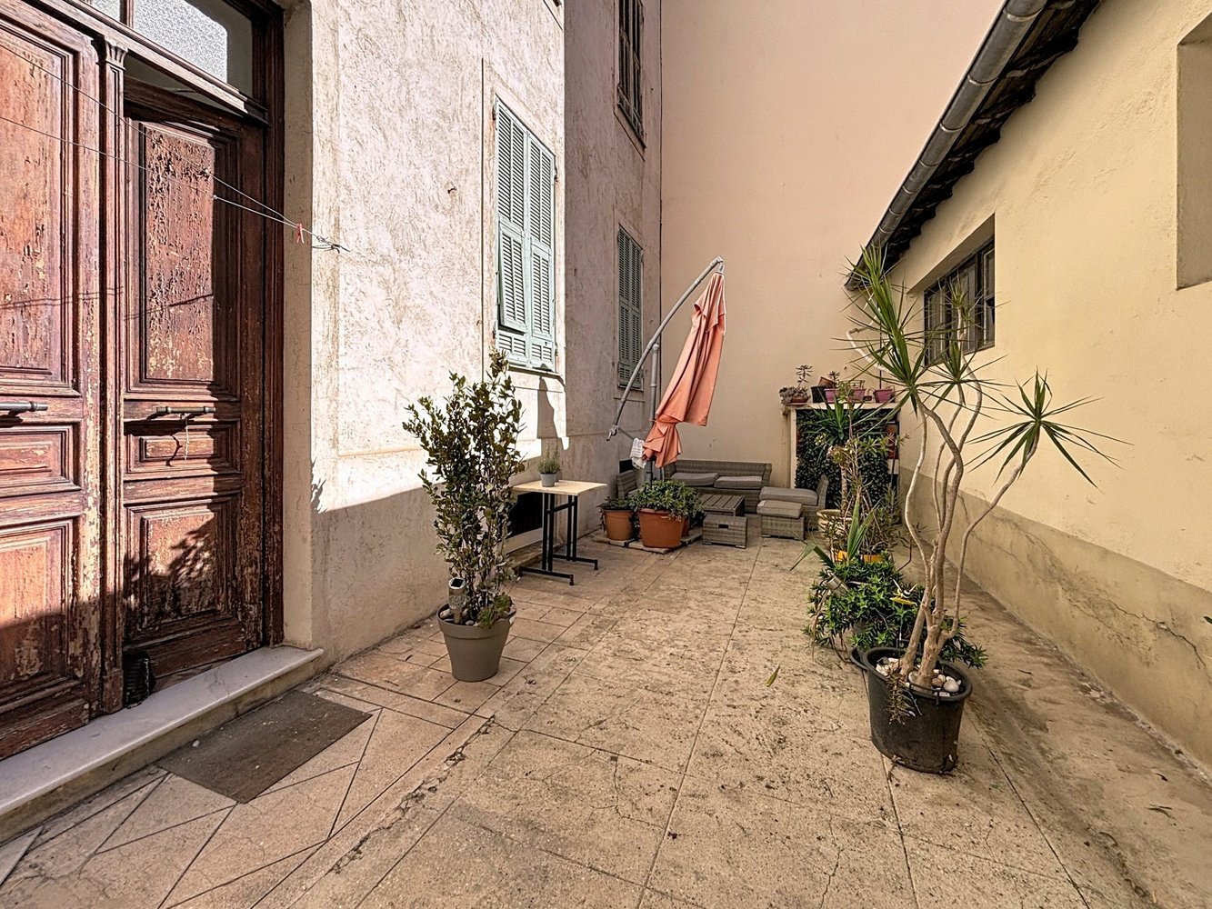 Property photo in Musicians Quarter