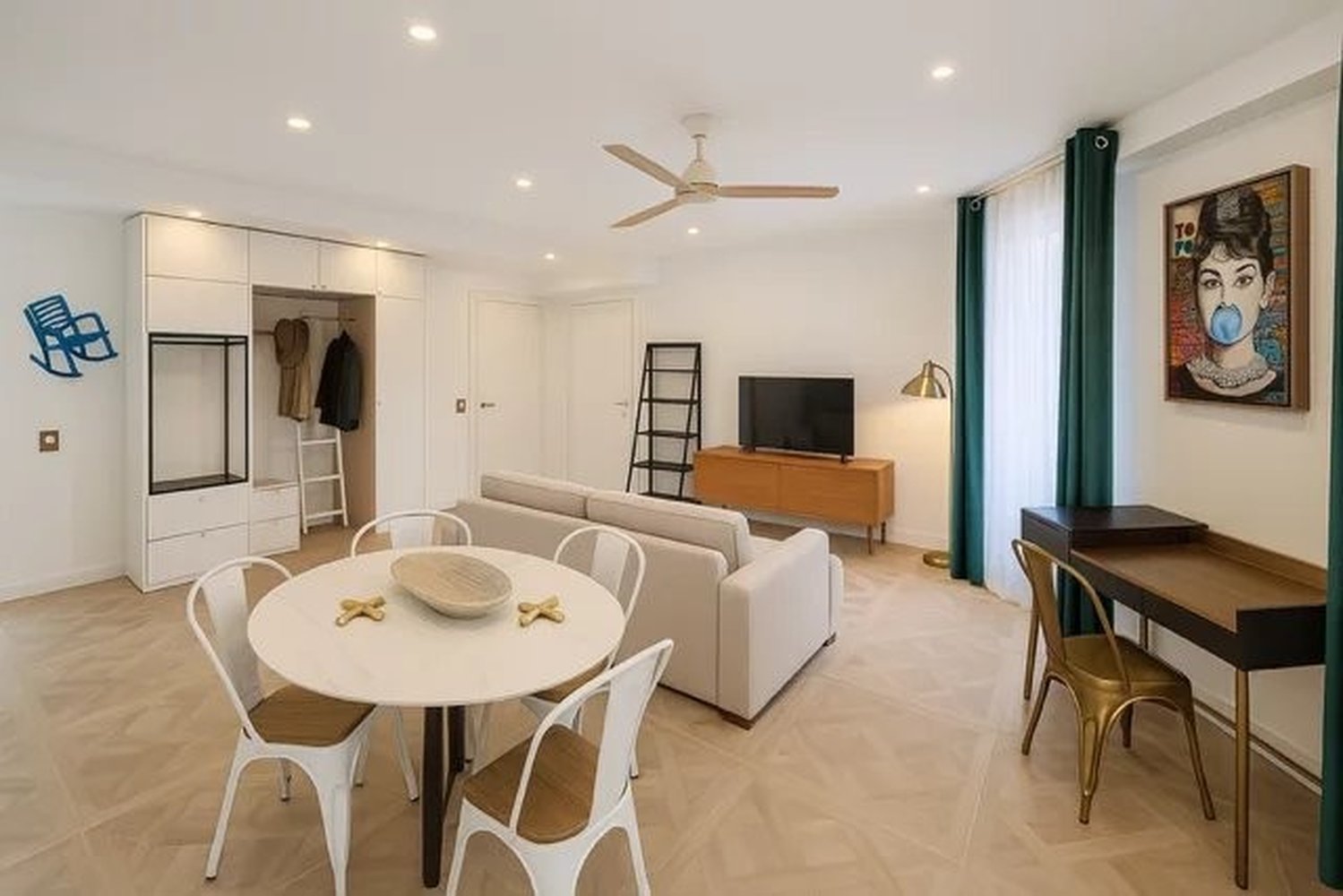 Property photo in Musicians Quarter