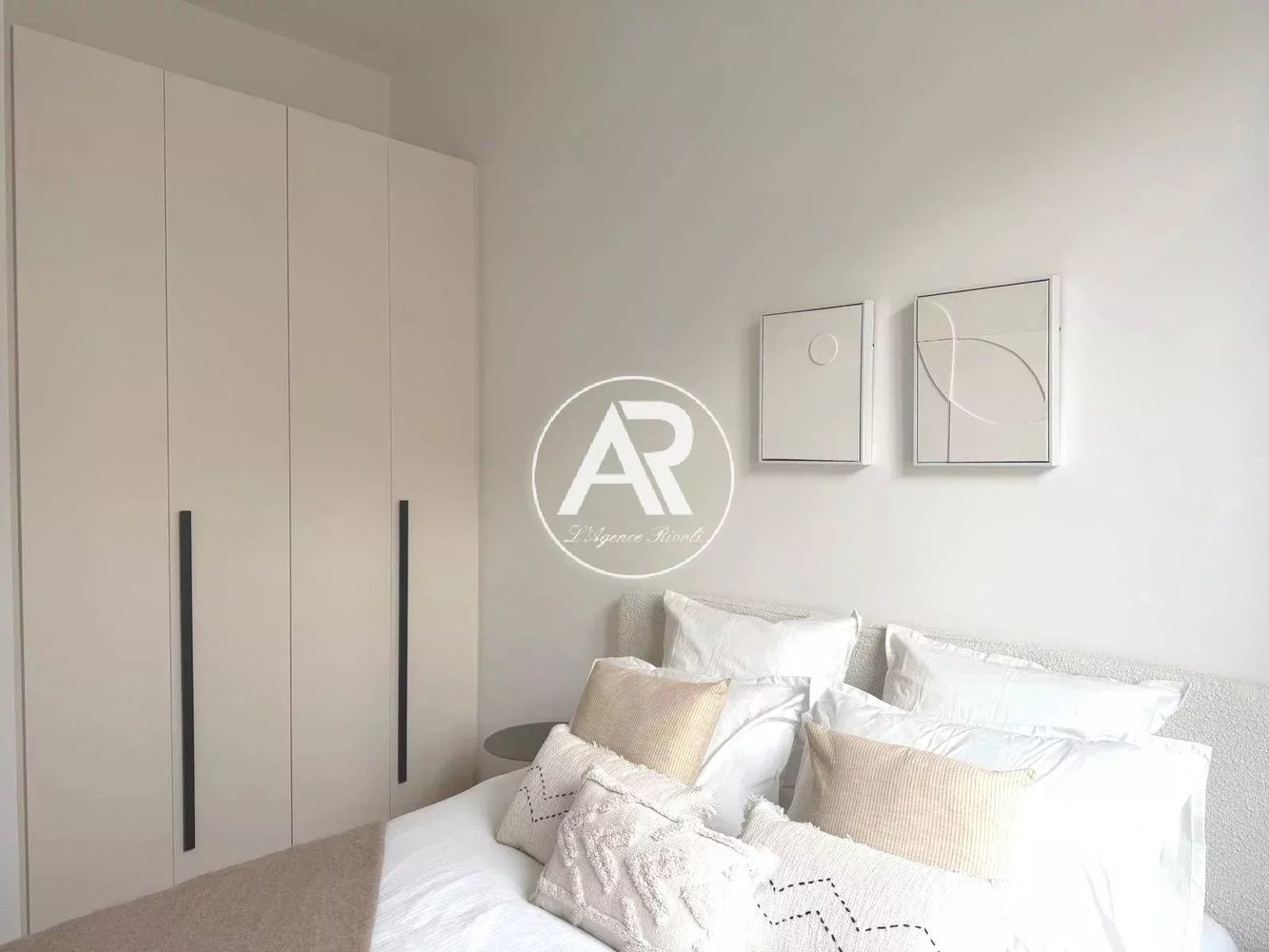 Property photo in Port