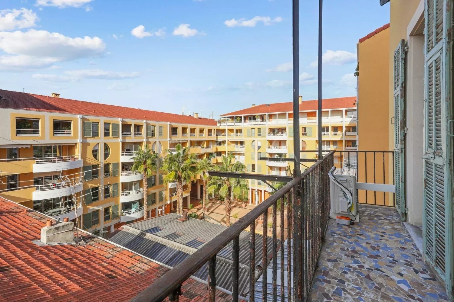 Property photo in Port