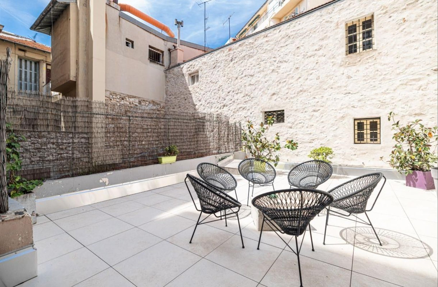 Property photo in Port