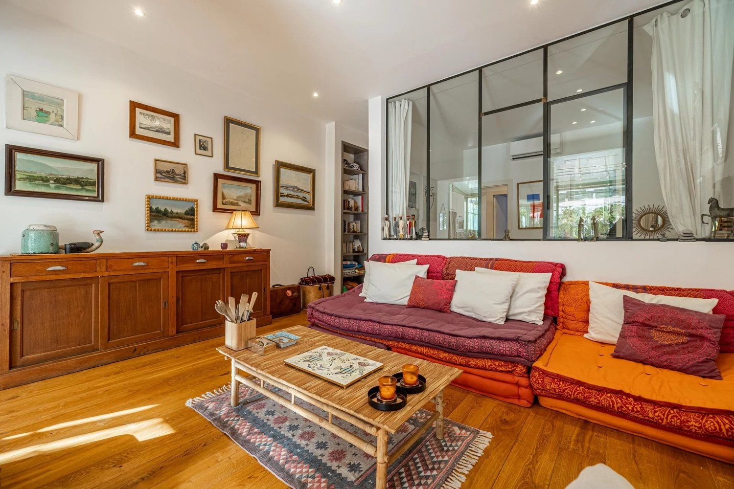 Property photo in Port