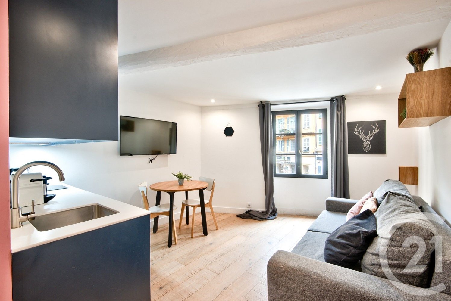 Property photo in Port