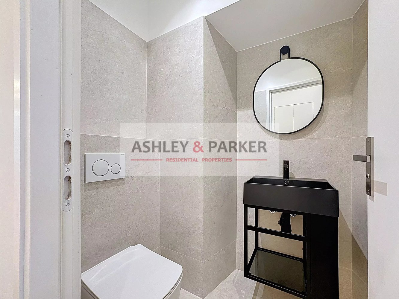 Property photo in Port